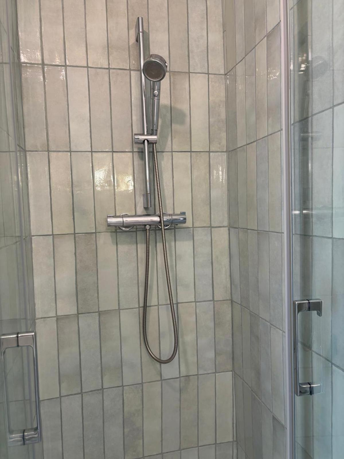 Escale-Marne Fr - 102 - Free Parking - Free Luggage Storage - All Equipped - Linen Included - Washing Machine - 10Mn Walk Metro 8 - Rer A - Panoramic View - From 1 To 4 Guests Maisons-Alfort Exteriör bild